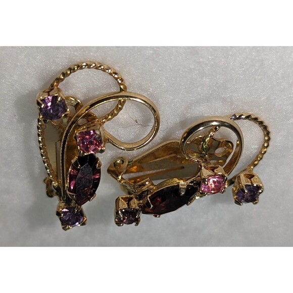 Vintage Prong Set Faceted Purple Pink Lavender Clip On Earrings - Picture 6 of 7